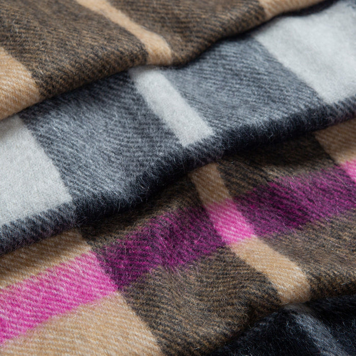 Heritage Plaid Check Cashmere Scarf with Tassels in Camel closeup