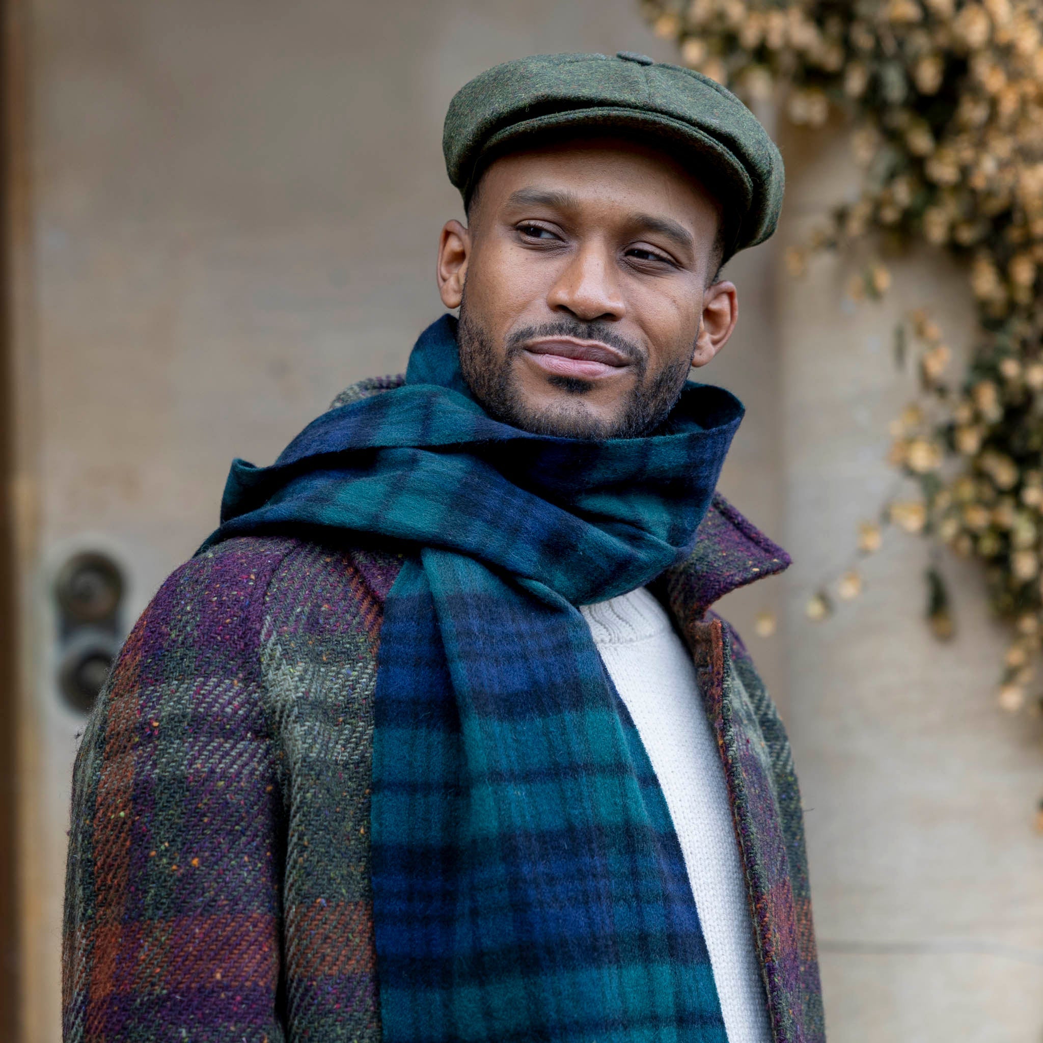 Heritage Tartan Check Cashmere Scarf with Tassels and Gift Box | Dents