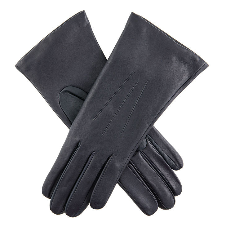 7-1134-Navy_7d4f6d8c-7b88-4853